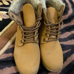 & Other Stories Tan Lace-Up Ankle Booties with Knit Collar